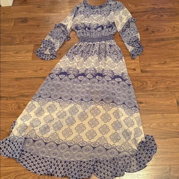 Misa Los Angeles High/Low Bohemian Maxi Dress with Blue and Cream Patterns - Picture 11 of 13